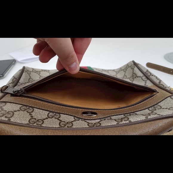 Authentic Vintage Gucci Sylvie Bag - Picture 5 of 11